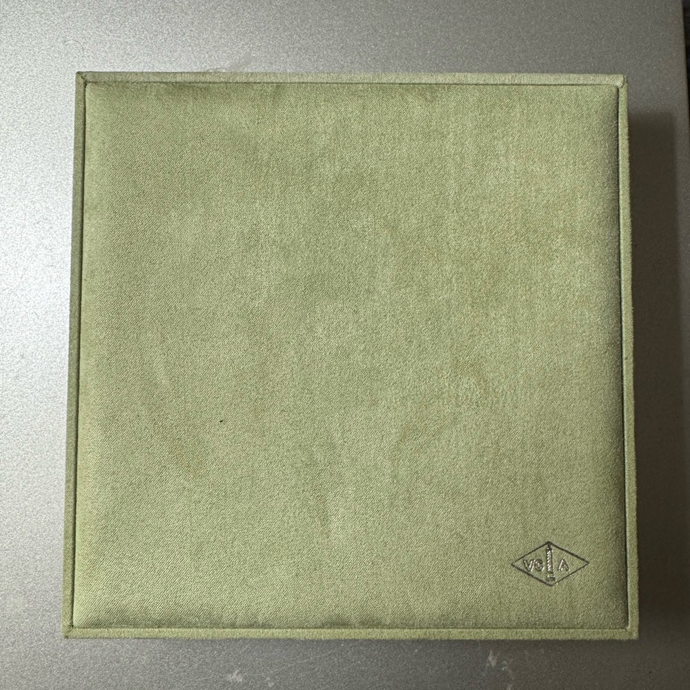 Selling Vancleef box affordable price